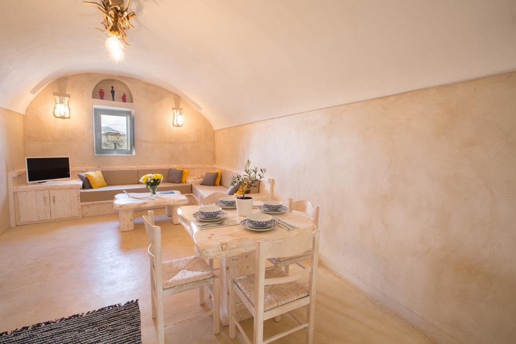 Love Nest With Hot Tub, Hammam & Outdoor Cinema Akrotírion 외부 사진